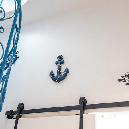 Porto Di Mare * 泰拉西尼